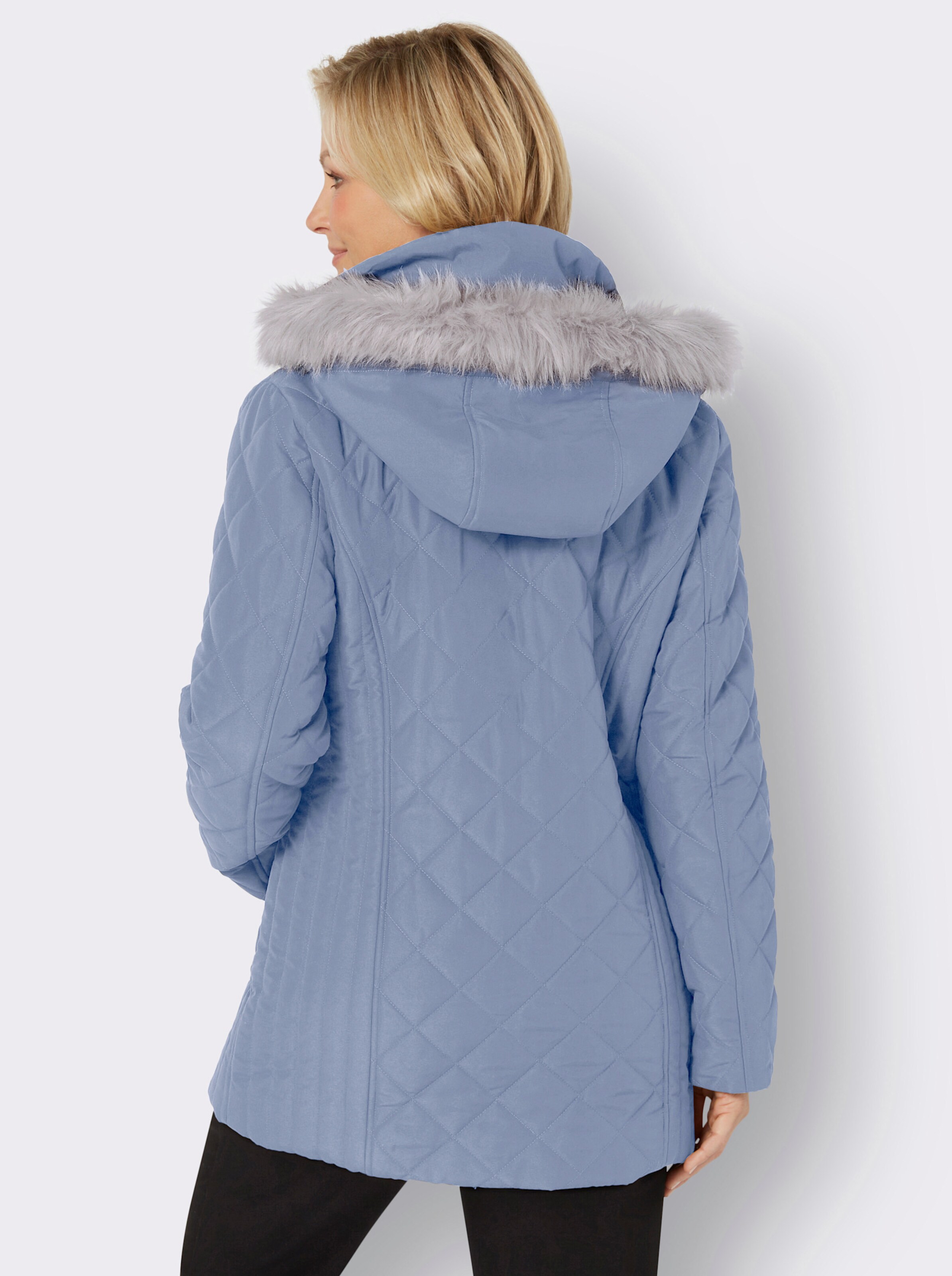 Steppjacke mit abnehmbarer Kapuze