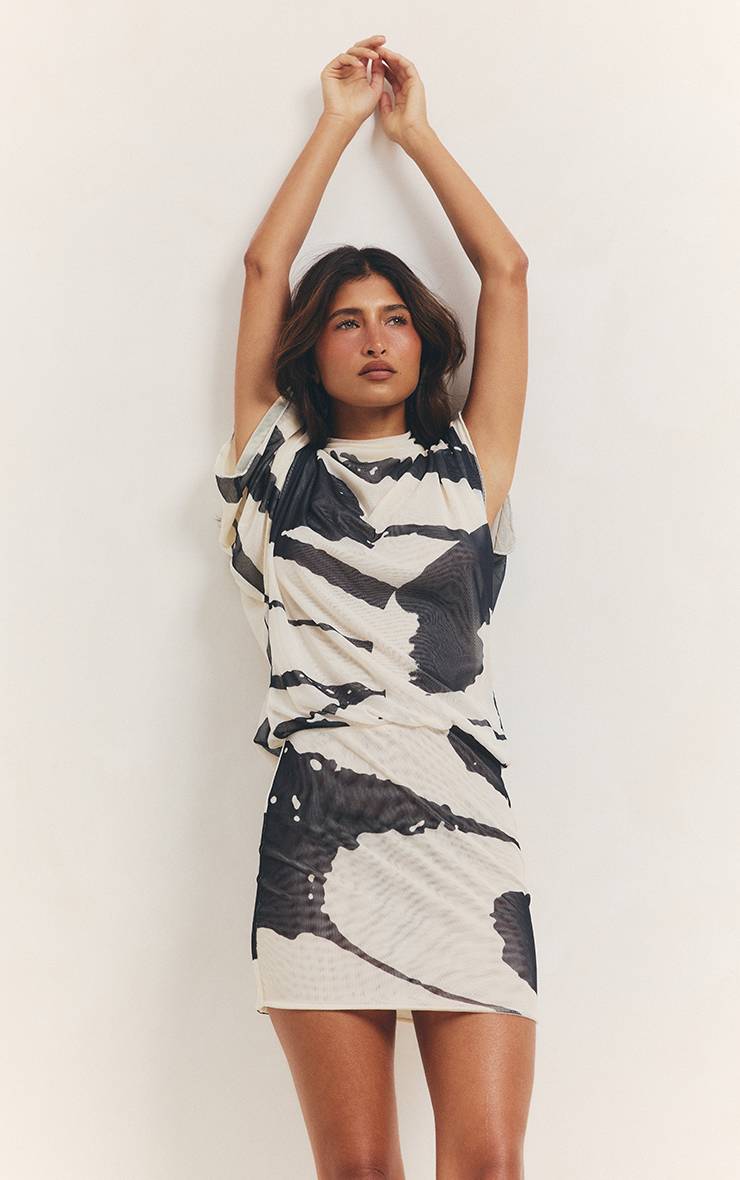 Monochrome Robe Mini En Mesh Imprimé