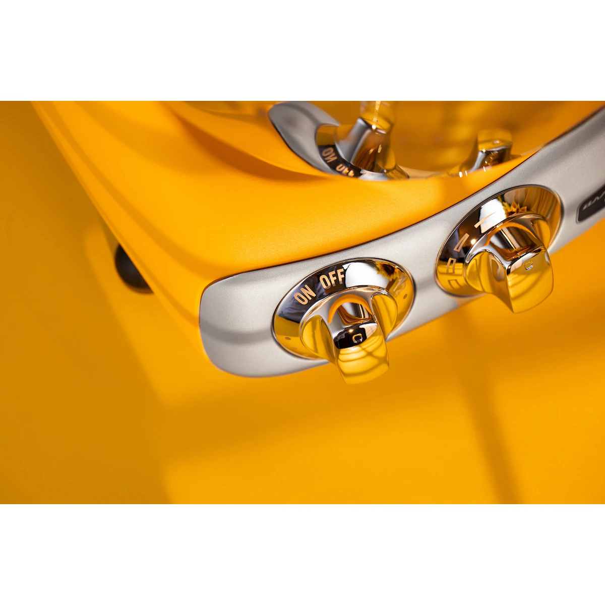 Ankarsrum SunBeam Yellow kjøkkenmaskin AKM6230SB
