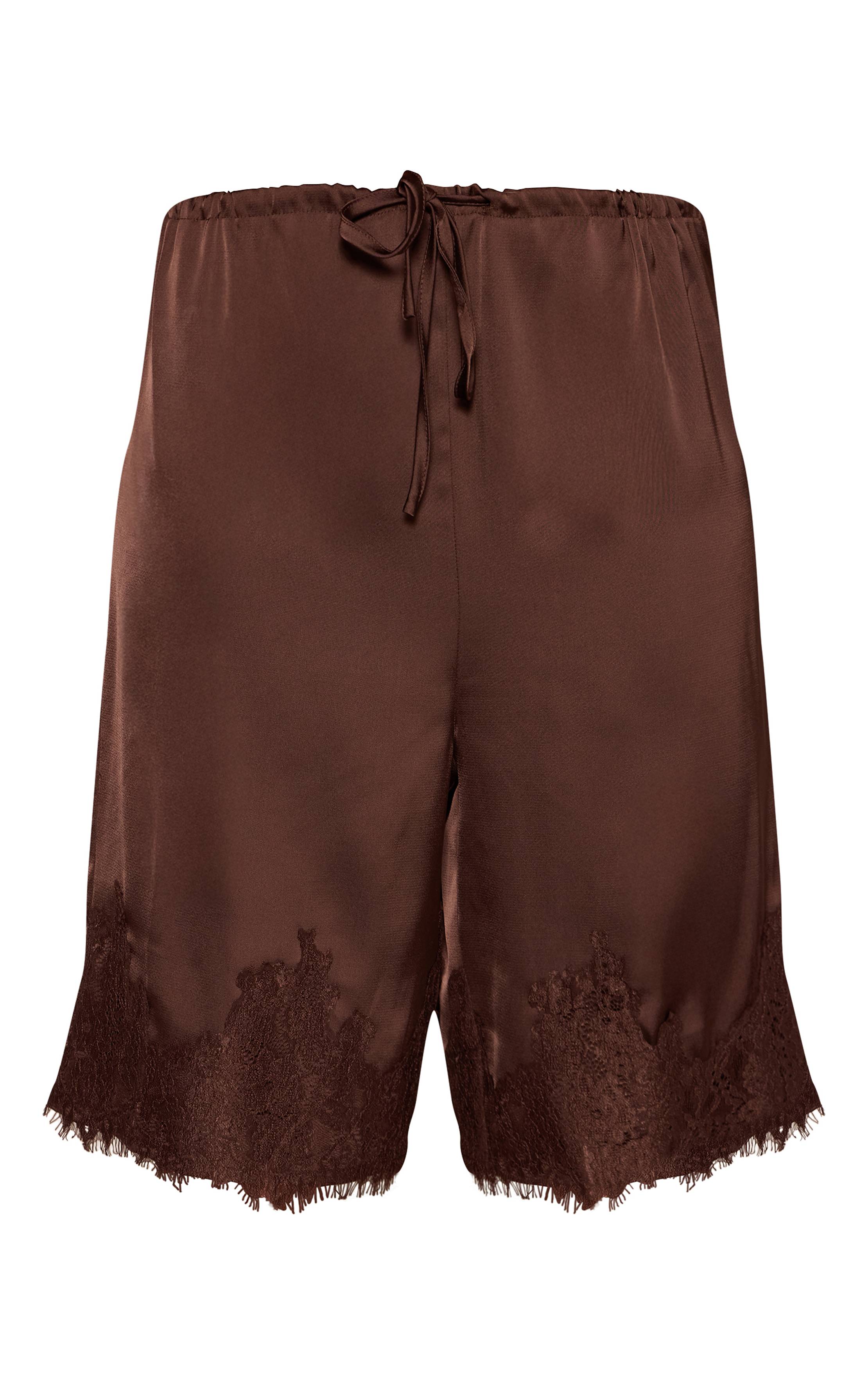 Short Long En Satin Avec Détails En Dentelle