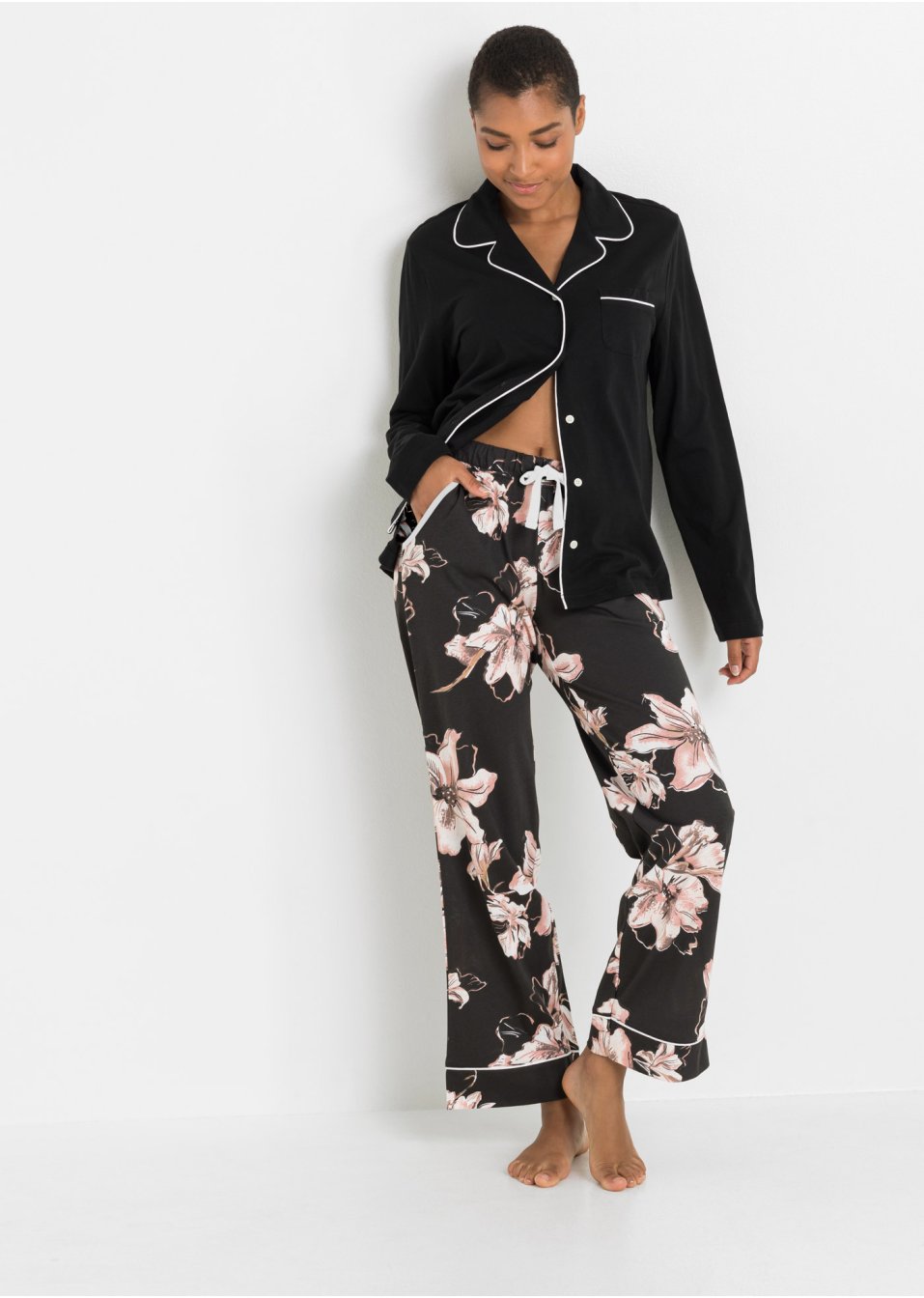 Pyjama avec patte de boutonnage