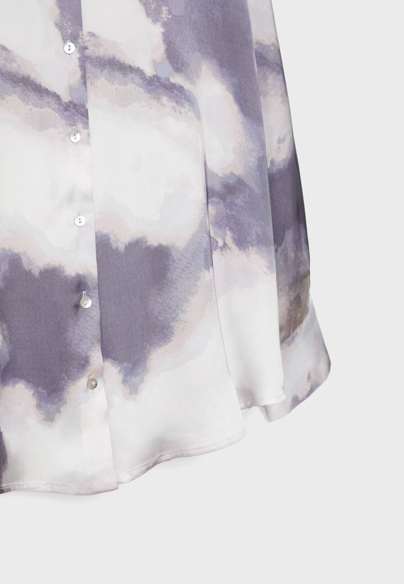 Camisa de cetim com gola
