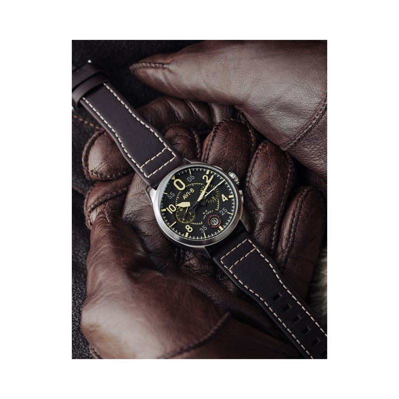 Montre homme japonais meca-quartz chronographe AVI-8 - Bracelet cuir véritable de vachette - Date