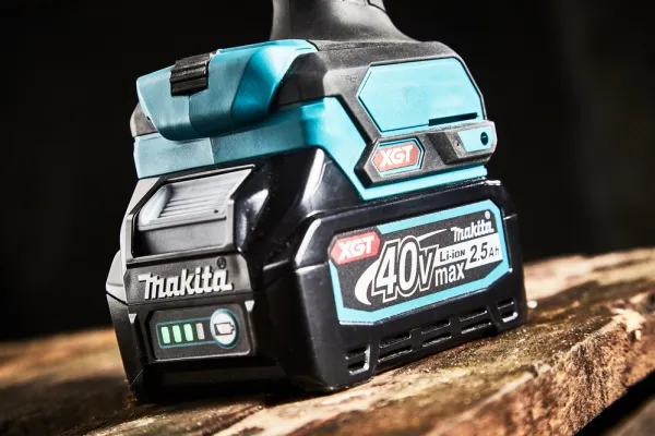 Makita XGT DF001G - Boremaskine/skruemaskine - batteridrevet - 141 N-m - uden batteri