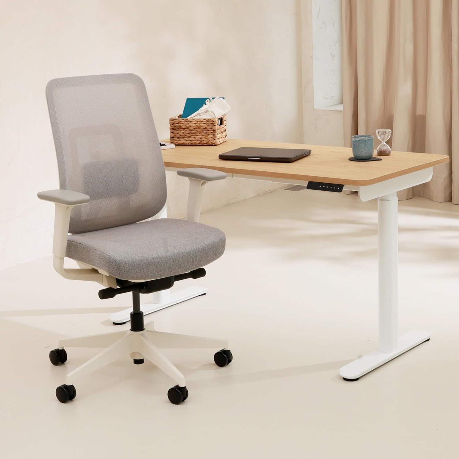 Ergotopia PureBack ergonomischer Bürostuhl – Schreibtischstuhl ergonomisch mit Kopfstütze, 4D-Armlehnen & Synchronmechanik – Für Home Office, Büro & Gaming – Bequemer Drehstuhl für gesundes Sitzen