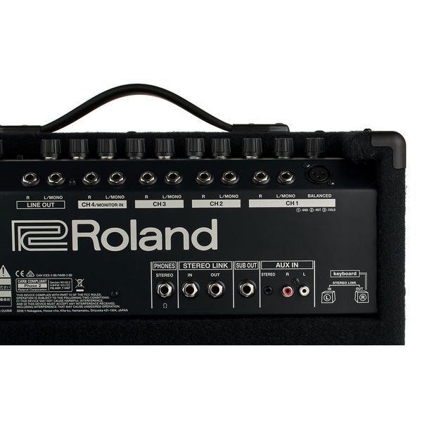 Roland KC-400