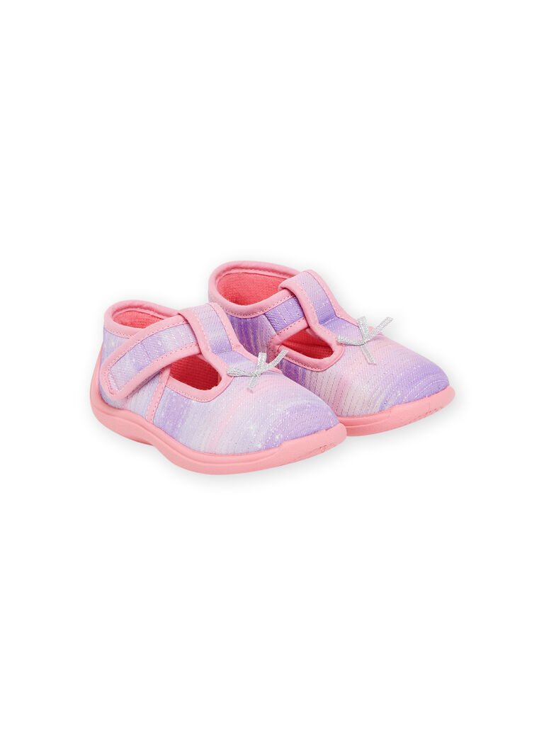 Chaussons roses et violets forme salomé
