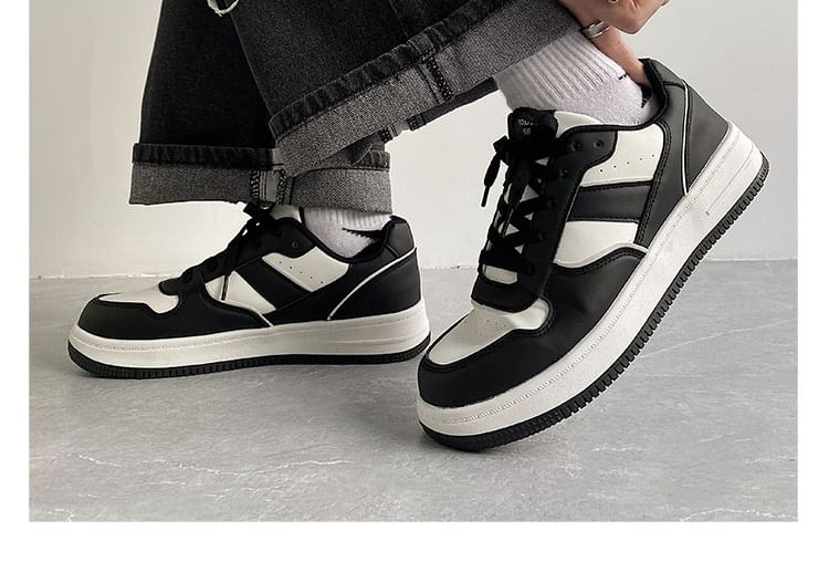 HANO - Veterschoenen met letters