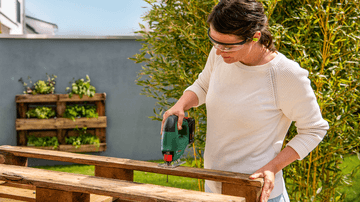 Bosch - Batteridrevet Stiksav - Easy Saw 18v-70 (Intet batteri)