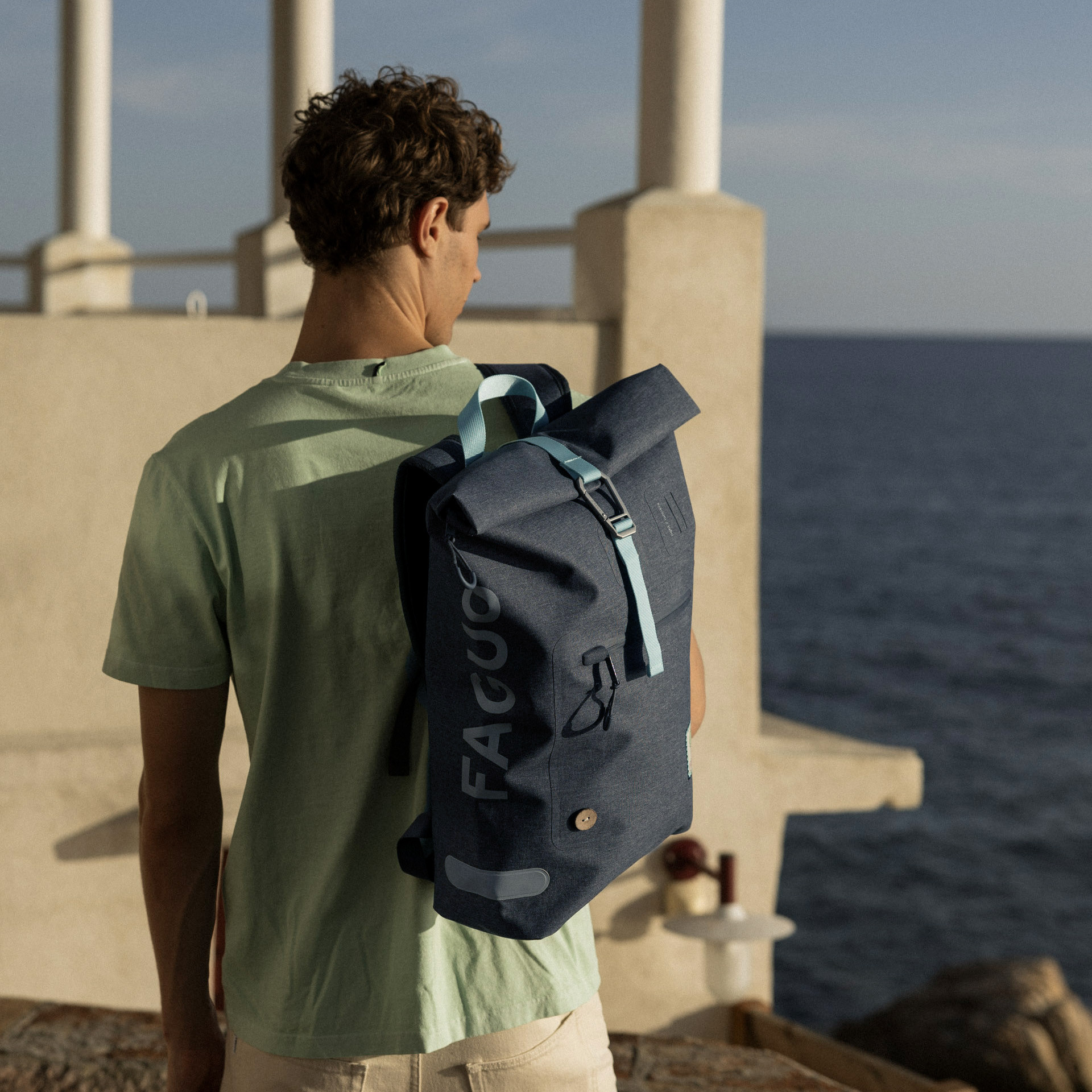 Sac à dos gris foncé vegan polyester recyclé - modèle cycling w medium