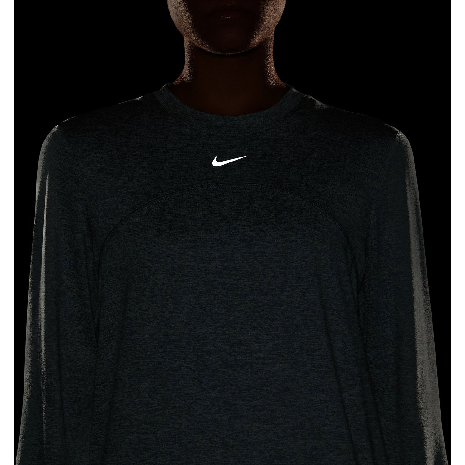 Nike Dri-FIT Swift Element UV Crew Top Dames