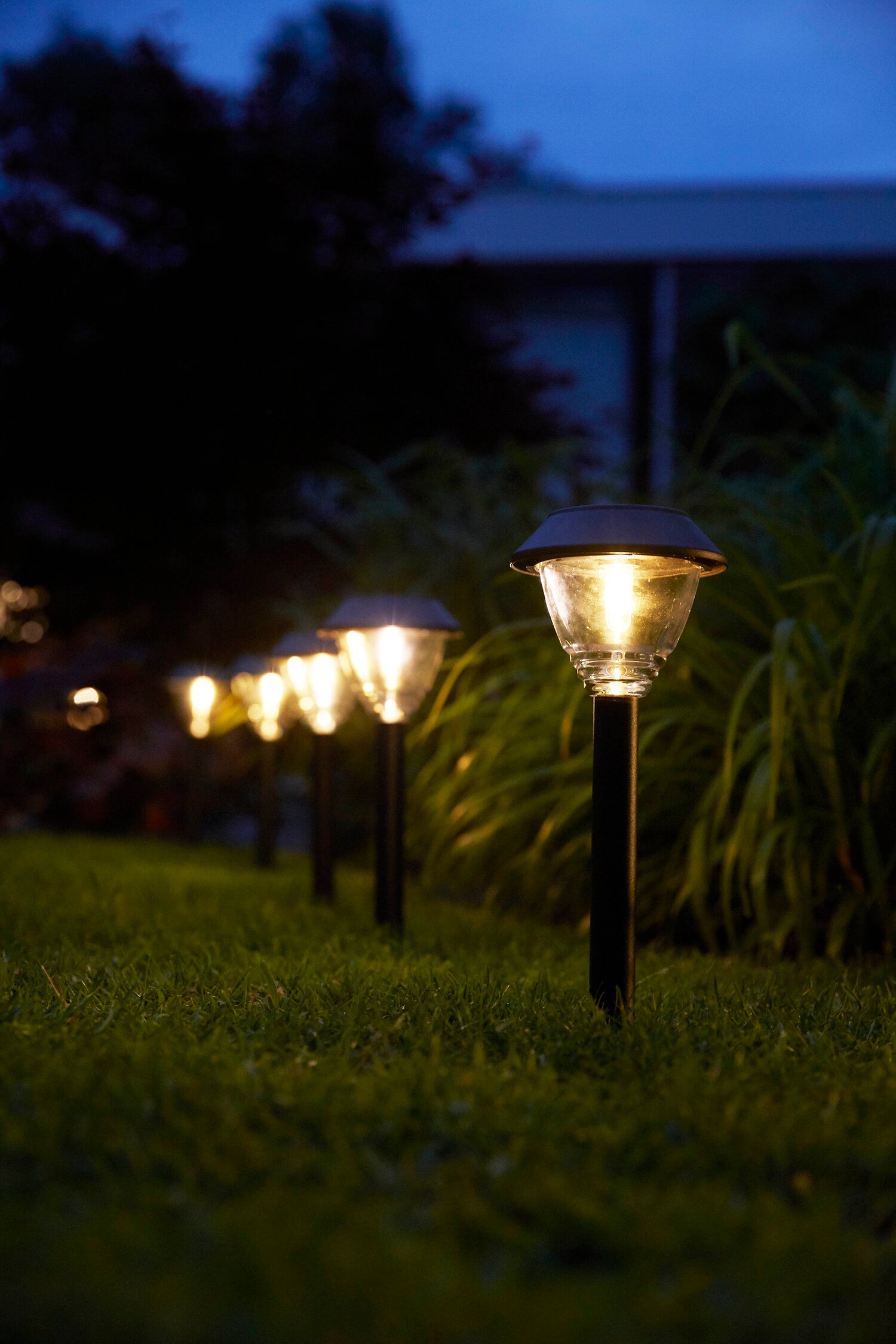 Luxform Lighting solar tuinlamp Kodiak antraciet D 11,6 H 41,5 cm