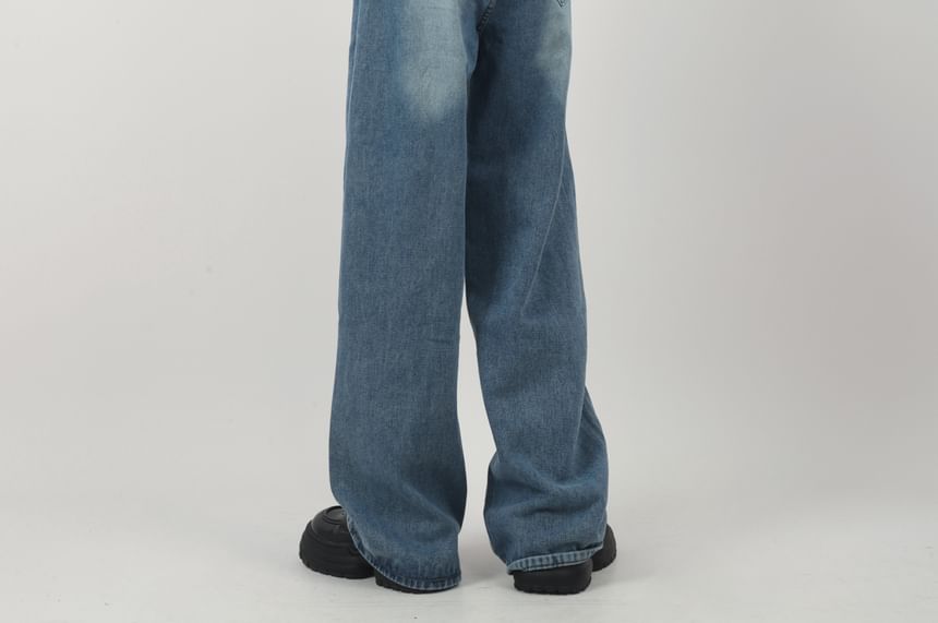 AXEN - Lage taille jeans met letters en wijde pijpen