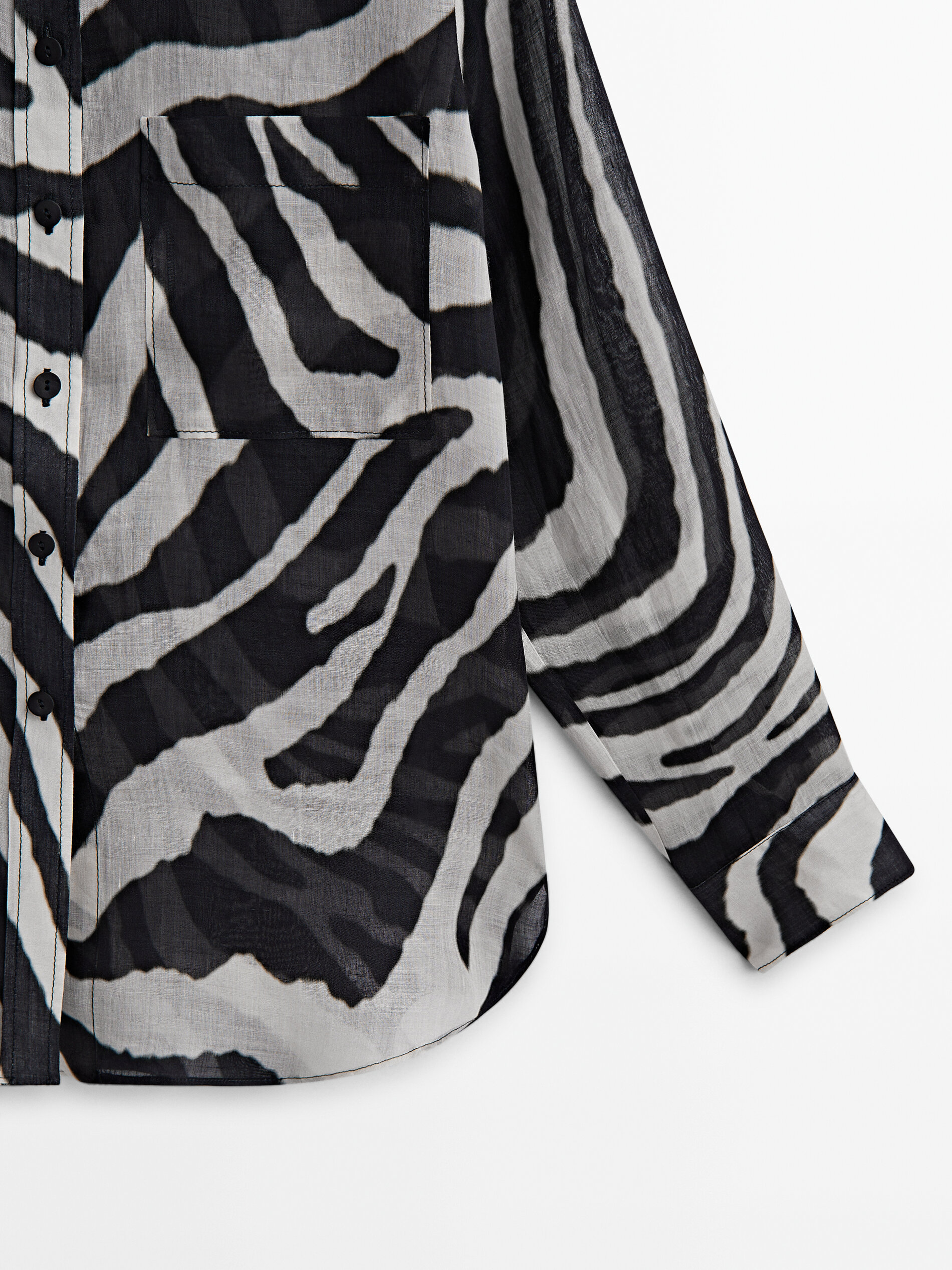 Camisa Ramio com estampa de zebra - PRETA