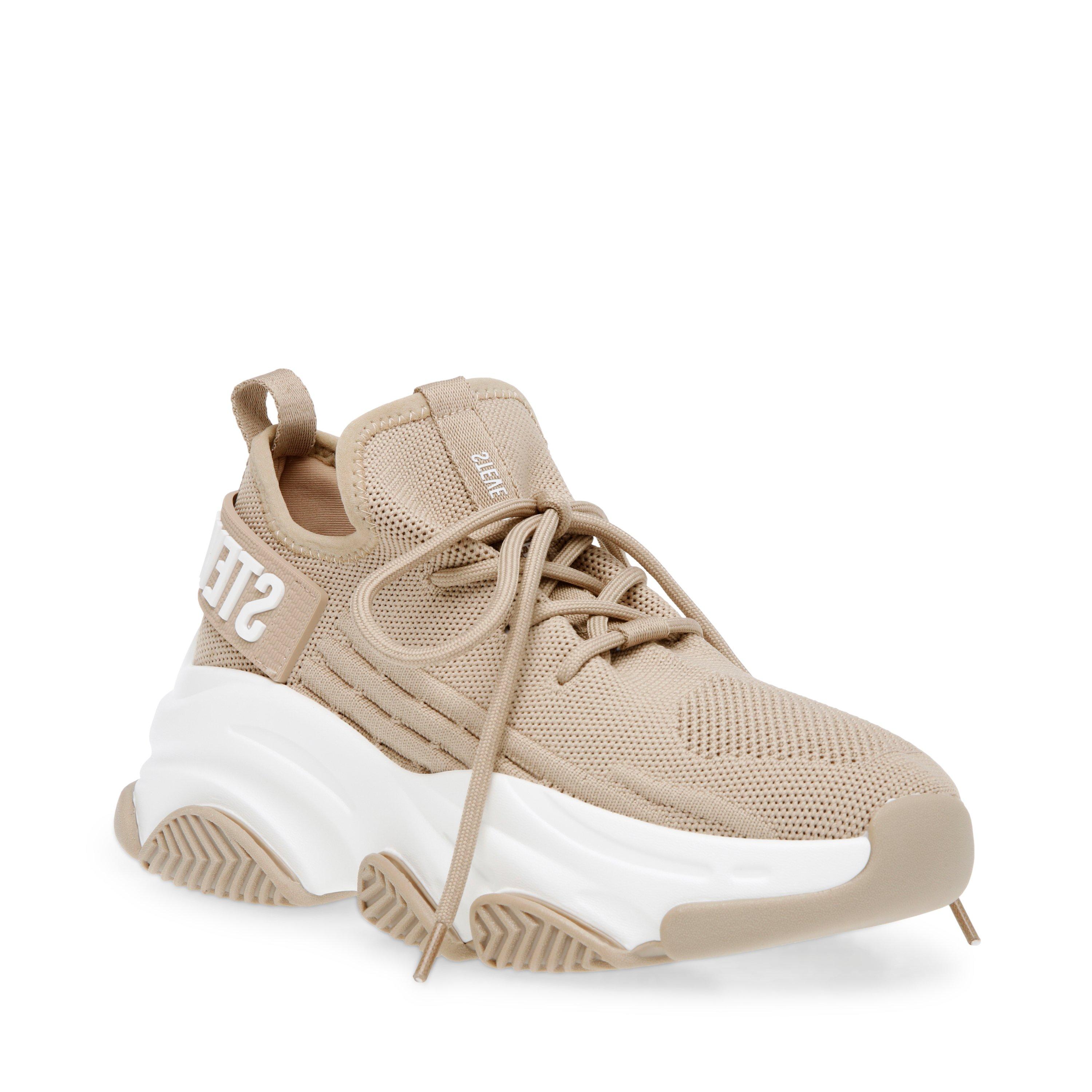 Steve Madden Protege e Sneakers.