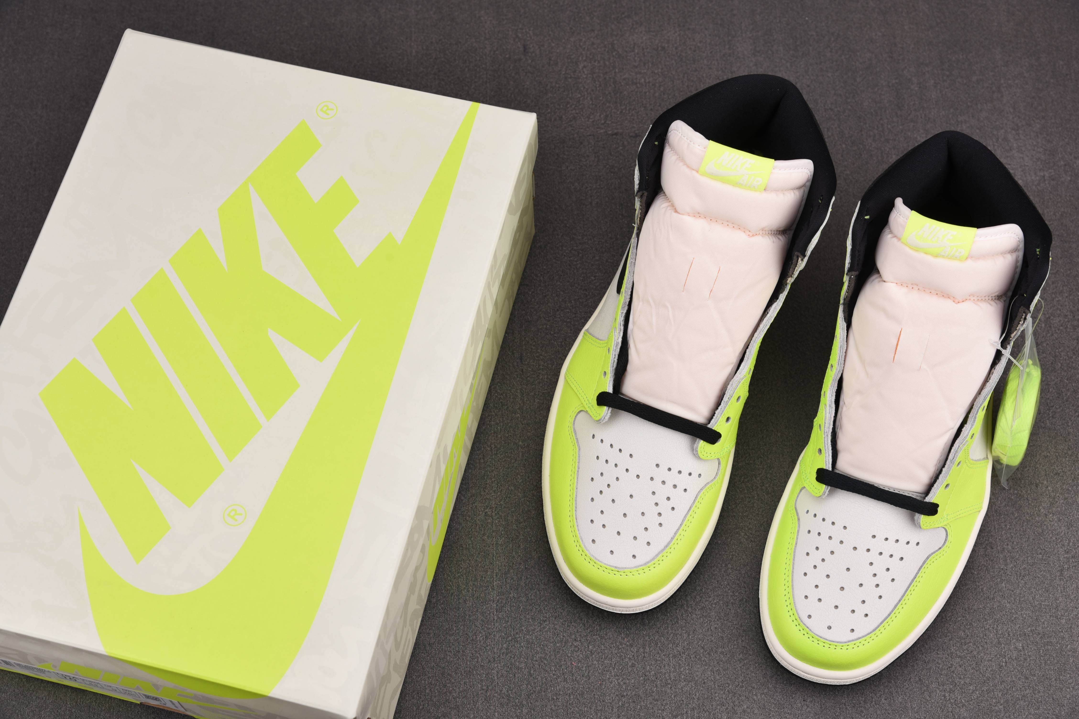 Jordan 1 High OG Visionaire