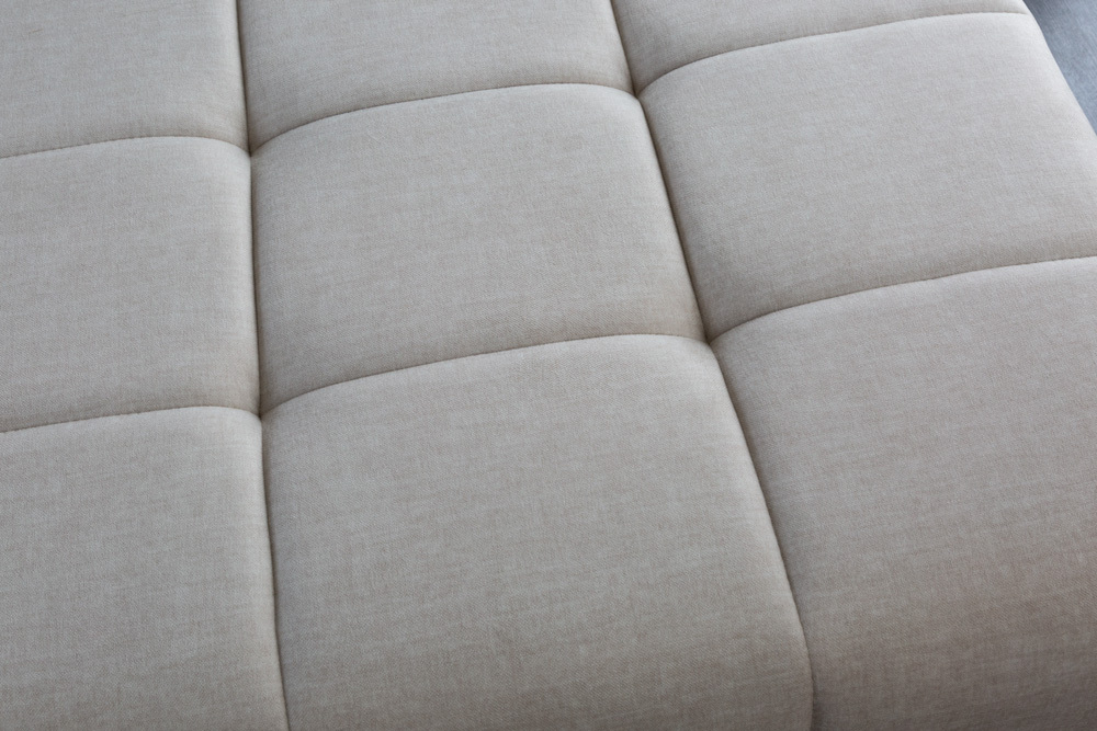 Extravaganter Hocker ELEGANCIA 110cm champagner beige Vogue Velours Samt Ziersteppung