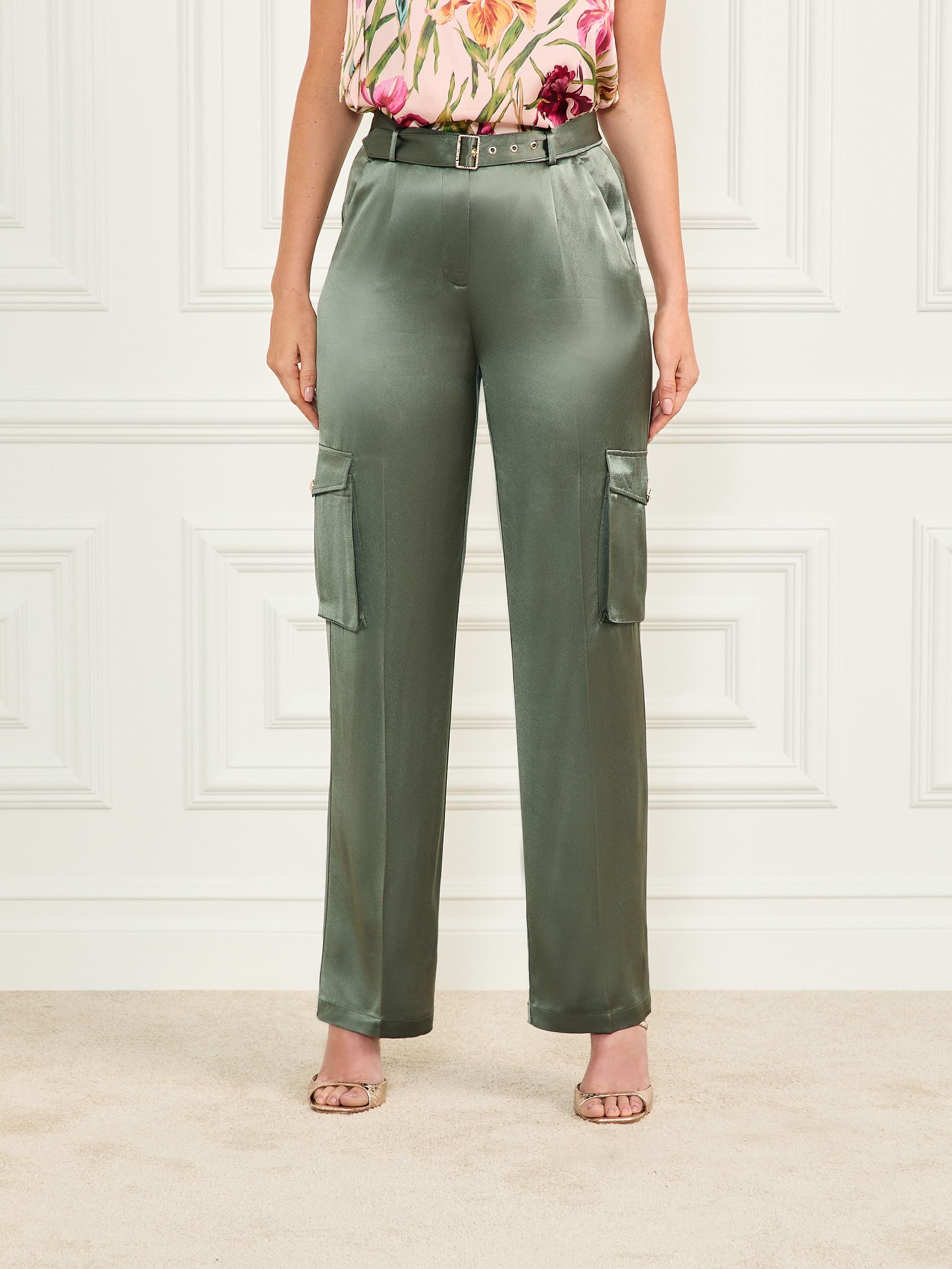 Calça cargo de cetim Fannie