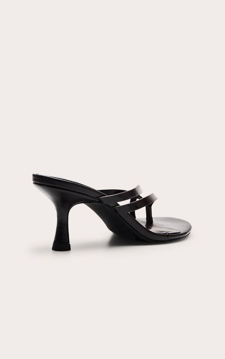 Chocolate Plum Mules À Talon Chaton Avec Brides Asymétriques