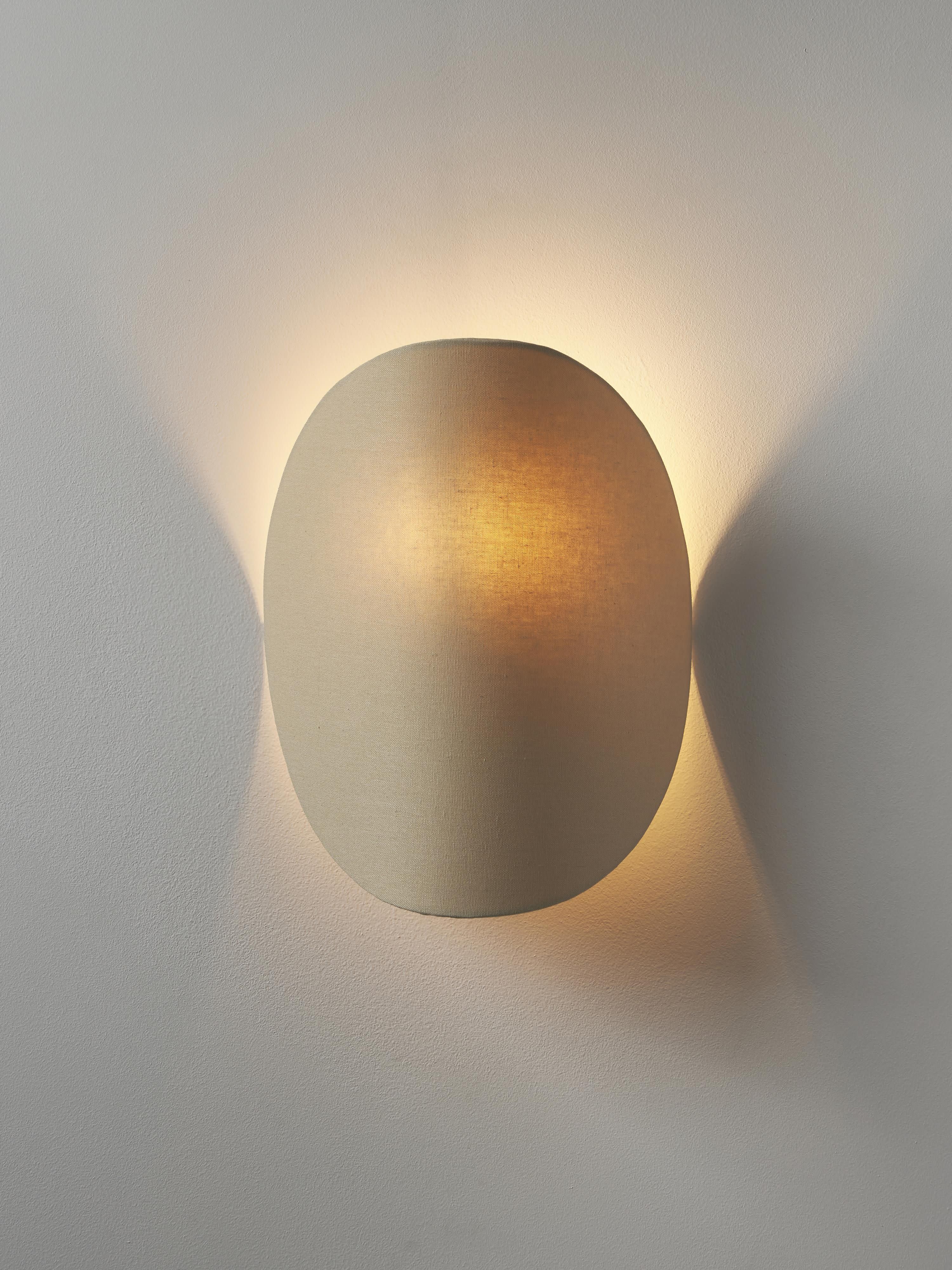 Design wandlamp Kenzie gemaakt van linnen