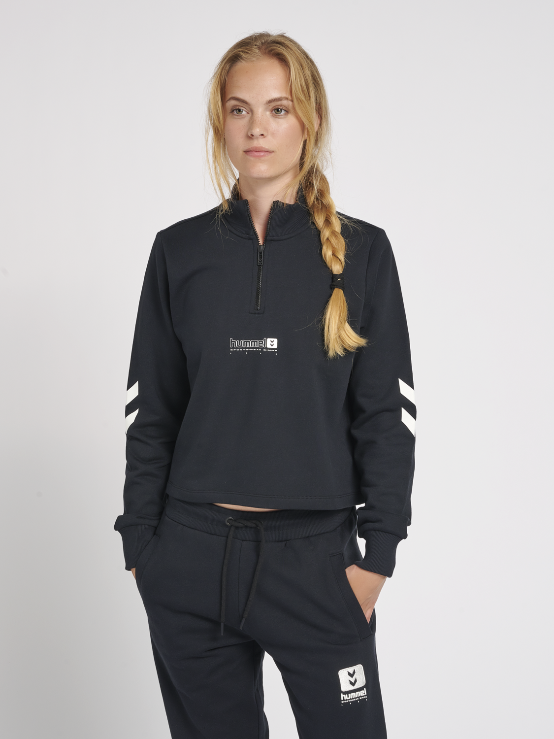 hmlLGC NIKKA CROPPED HALFZIP