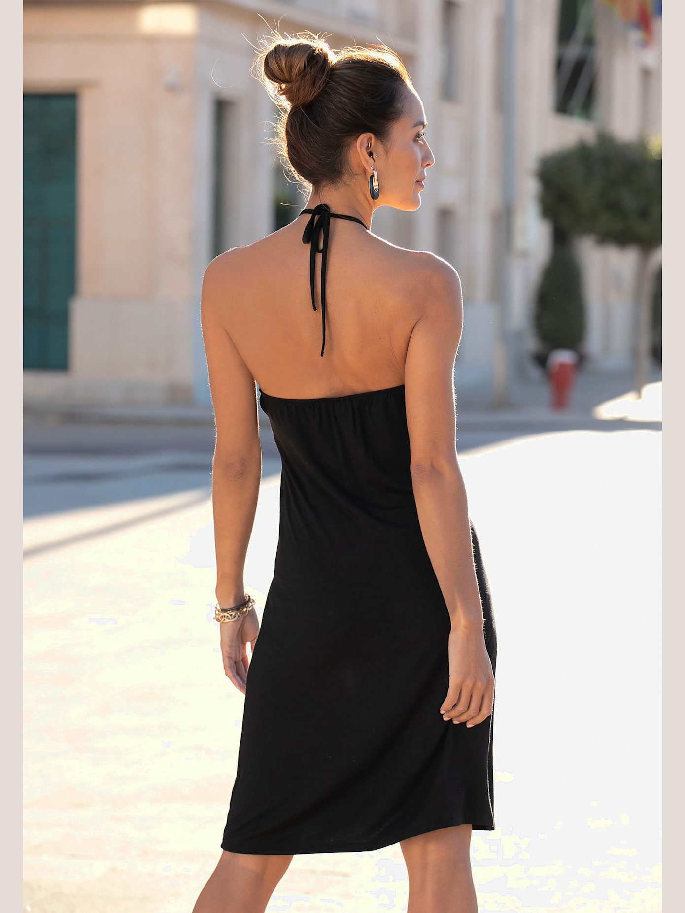 Robe dos-nu légère
