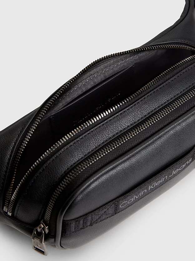 Bolsa de ombro em couro sintético