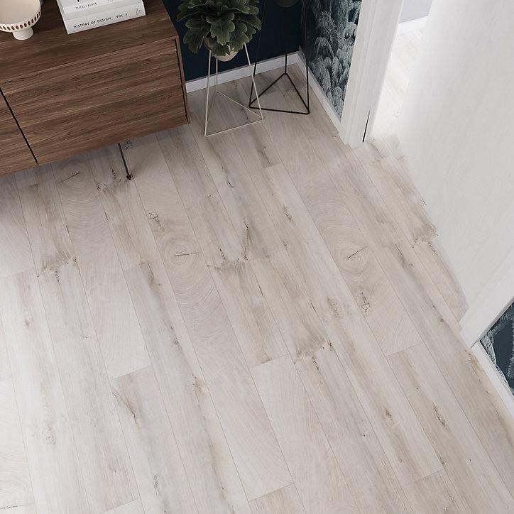 Sol stratifié clipsable Lydney chêne blanc 12 mm