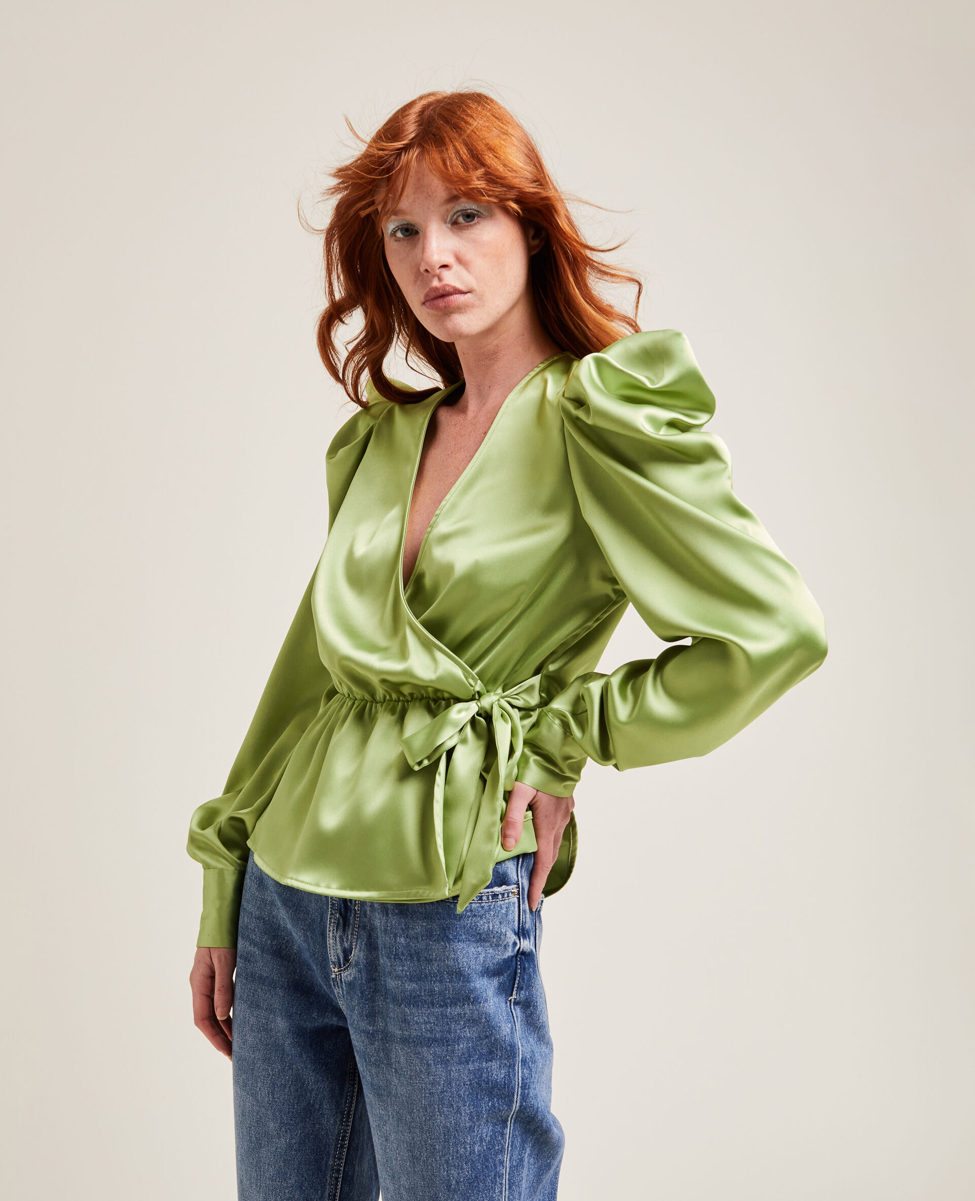 Blouse cache-cœur en satin - Vert