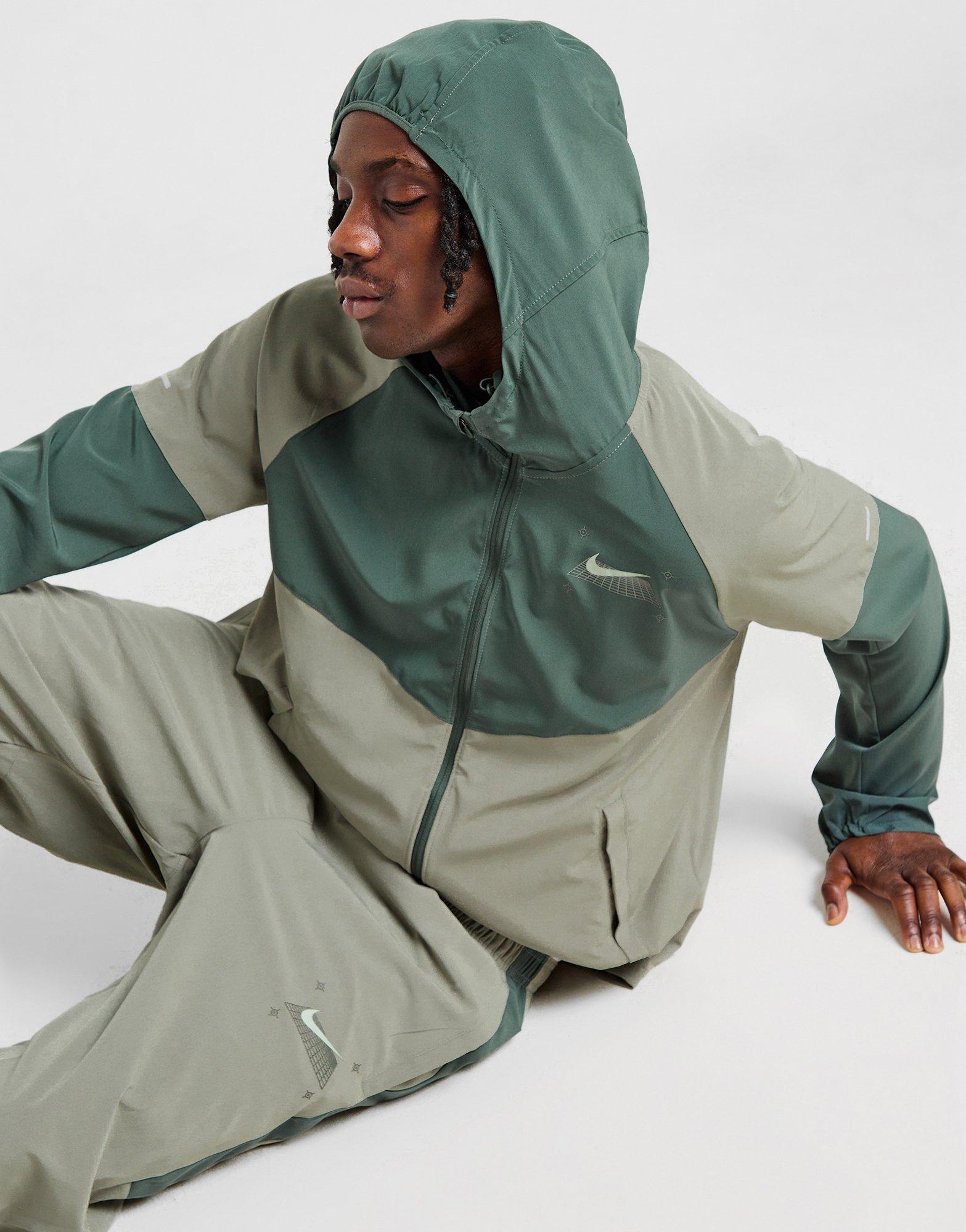 Nike Veste Coupe-Vent Performance Windrunner Homme