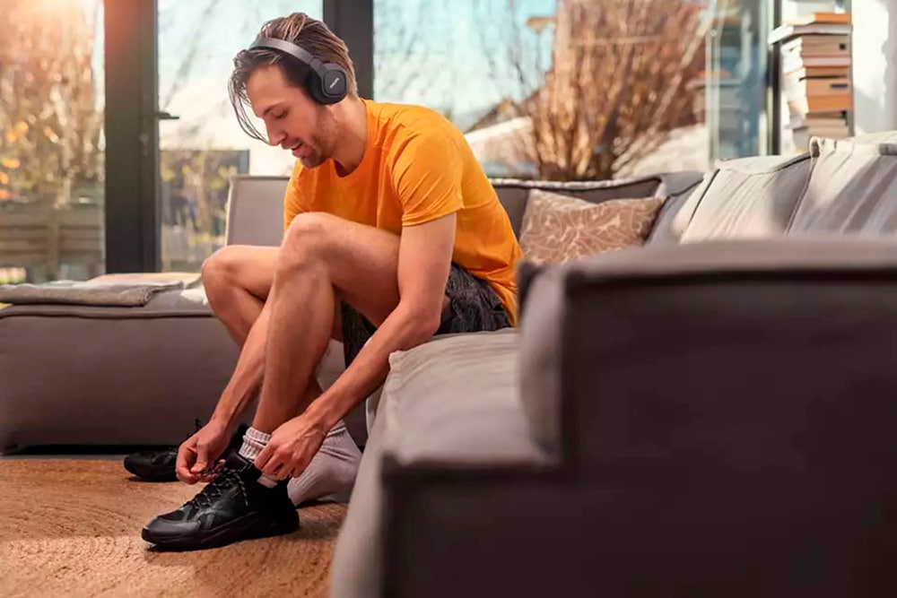 Philips Sport-Kopfhörer »TAA4216BK« Bluetooth Freisprechfunktion | Rauschunterdrückung | Sprachsteuerung | integrierte Steuerung für Anrufe und Musik