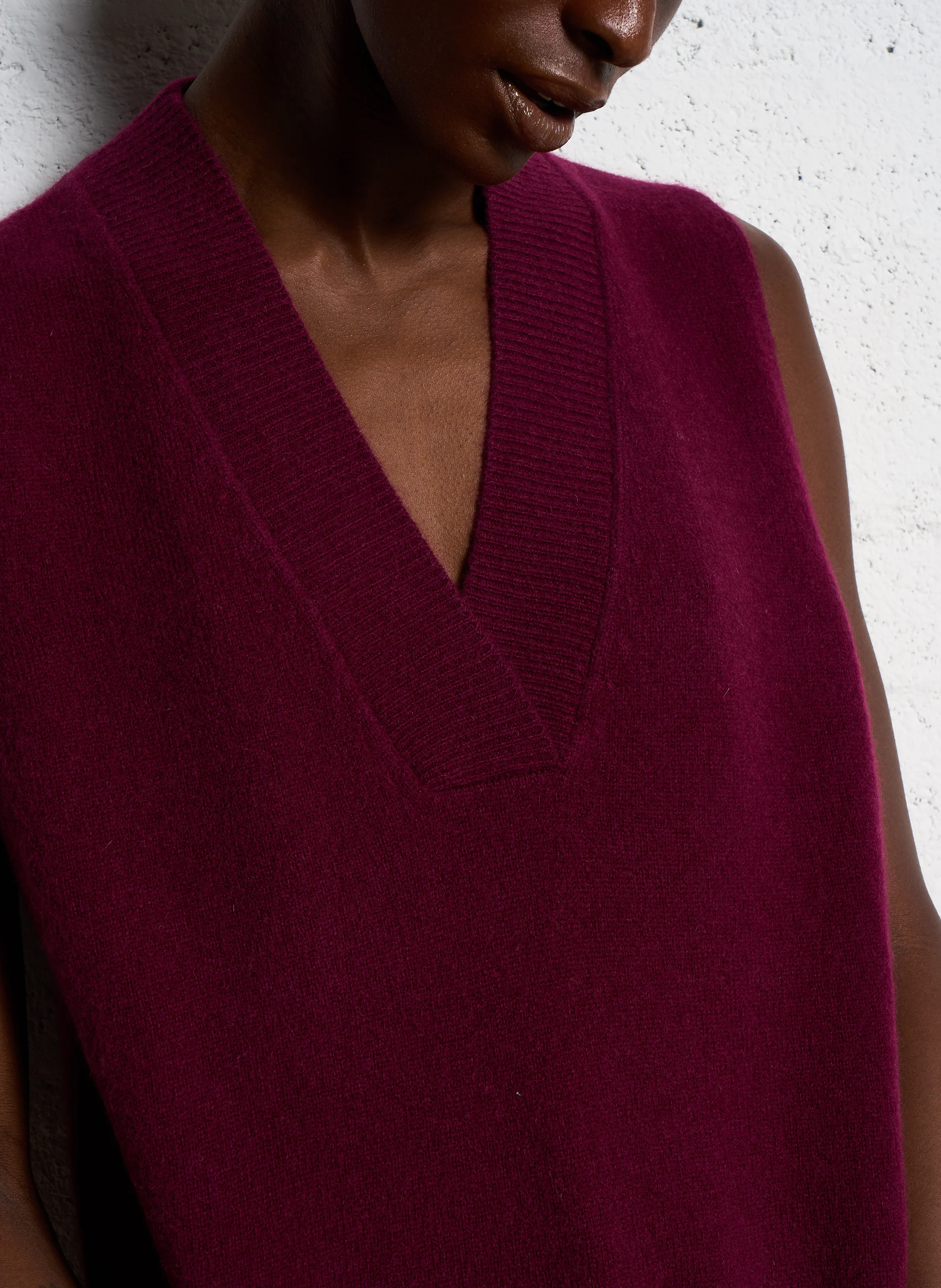 ARISTIDE - Pull col V droit en laine | Rouge
