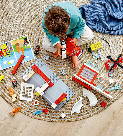 LEGO? DUPLO? - Brandstation Og Helikopter 10970 - 117 Dele