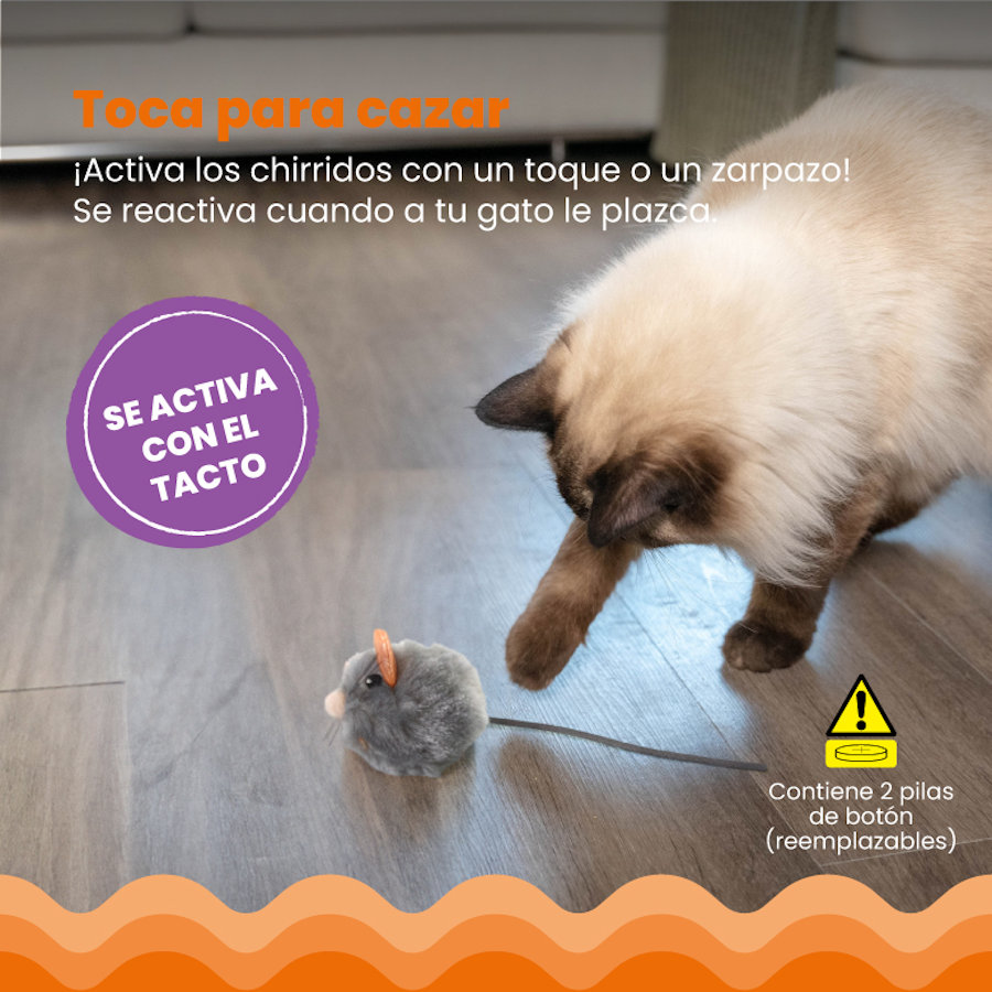 Ratinho de brinquedo cinza com catnip da Outward Hound Catstages, que faz barulho ao ser apertado.