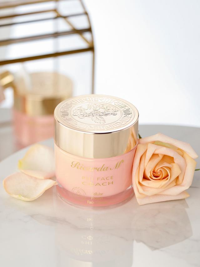Ricarda M. Phi Face Creme – Schutz, Feuchtigkeit und Lifting für jugendliche Haut