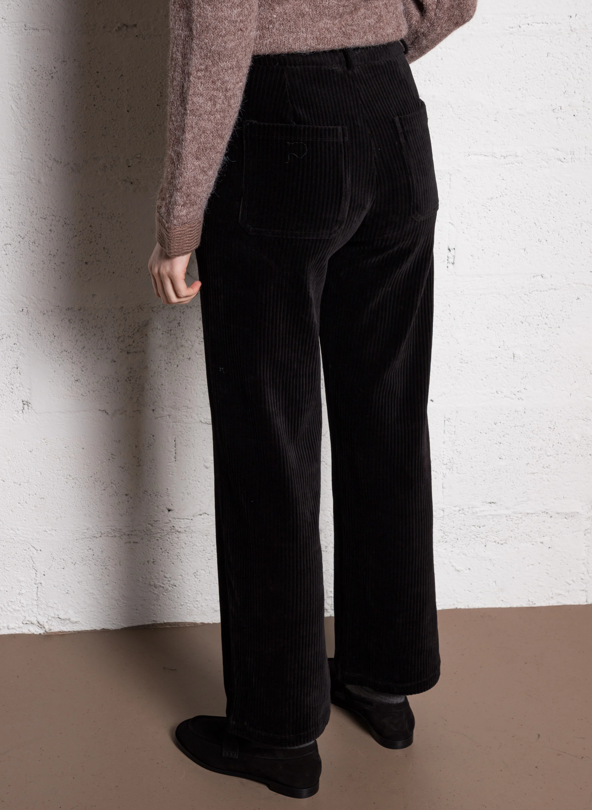 KITA - Pantalon droit en velours côtelé| Noir