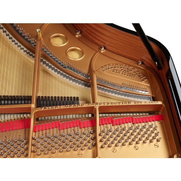 Steinway & Sons O-180