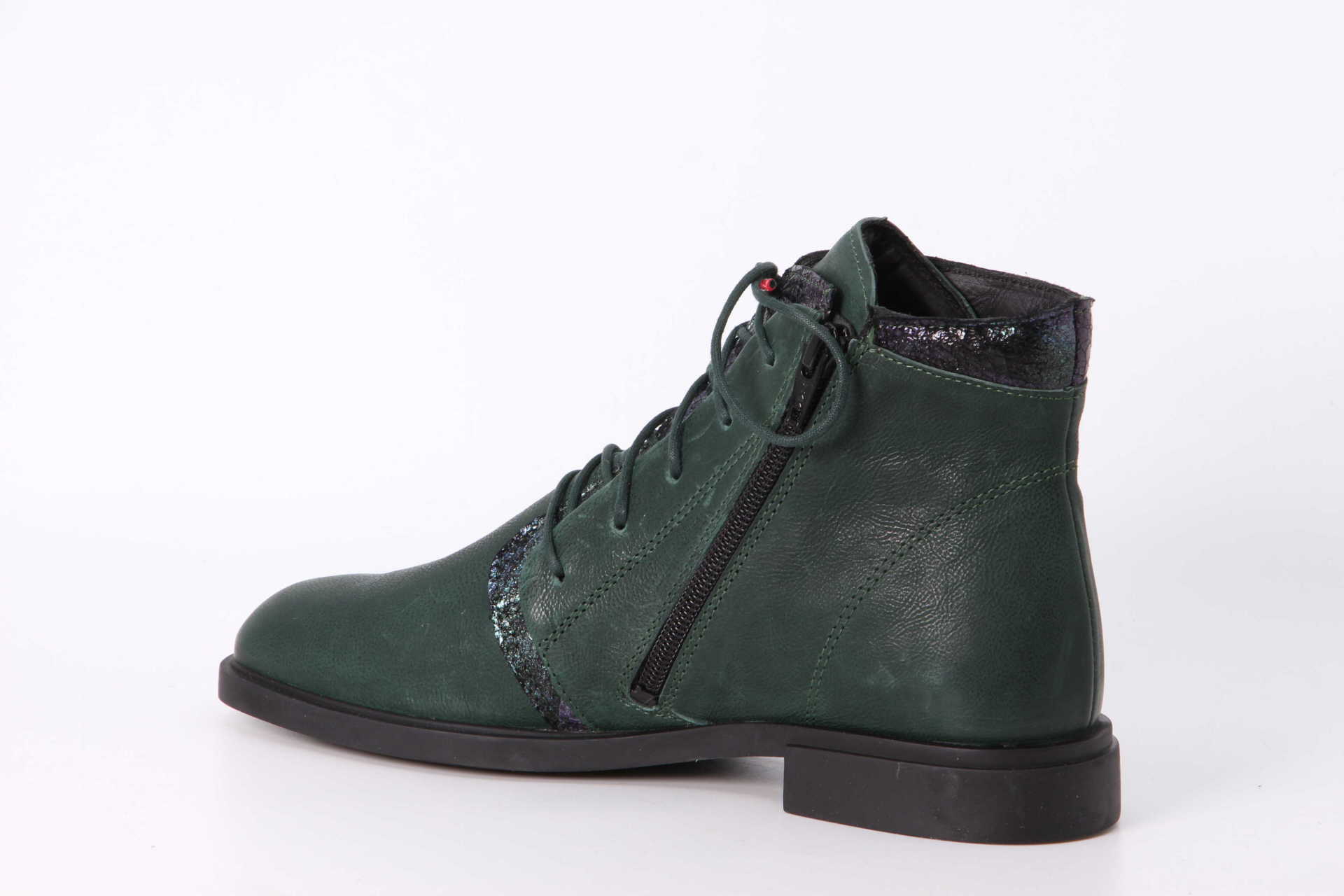 Think Nina olive
