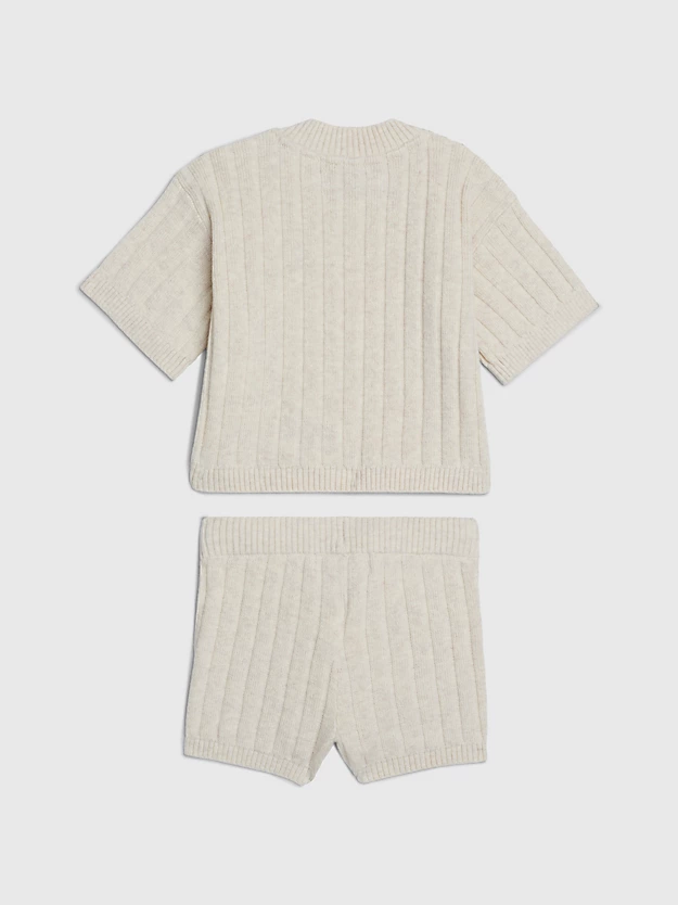 Conjunto de presente para bebê: camiseta e shorts