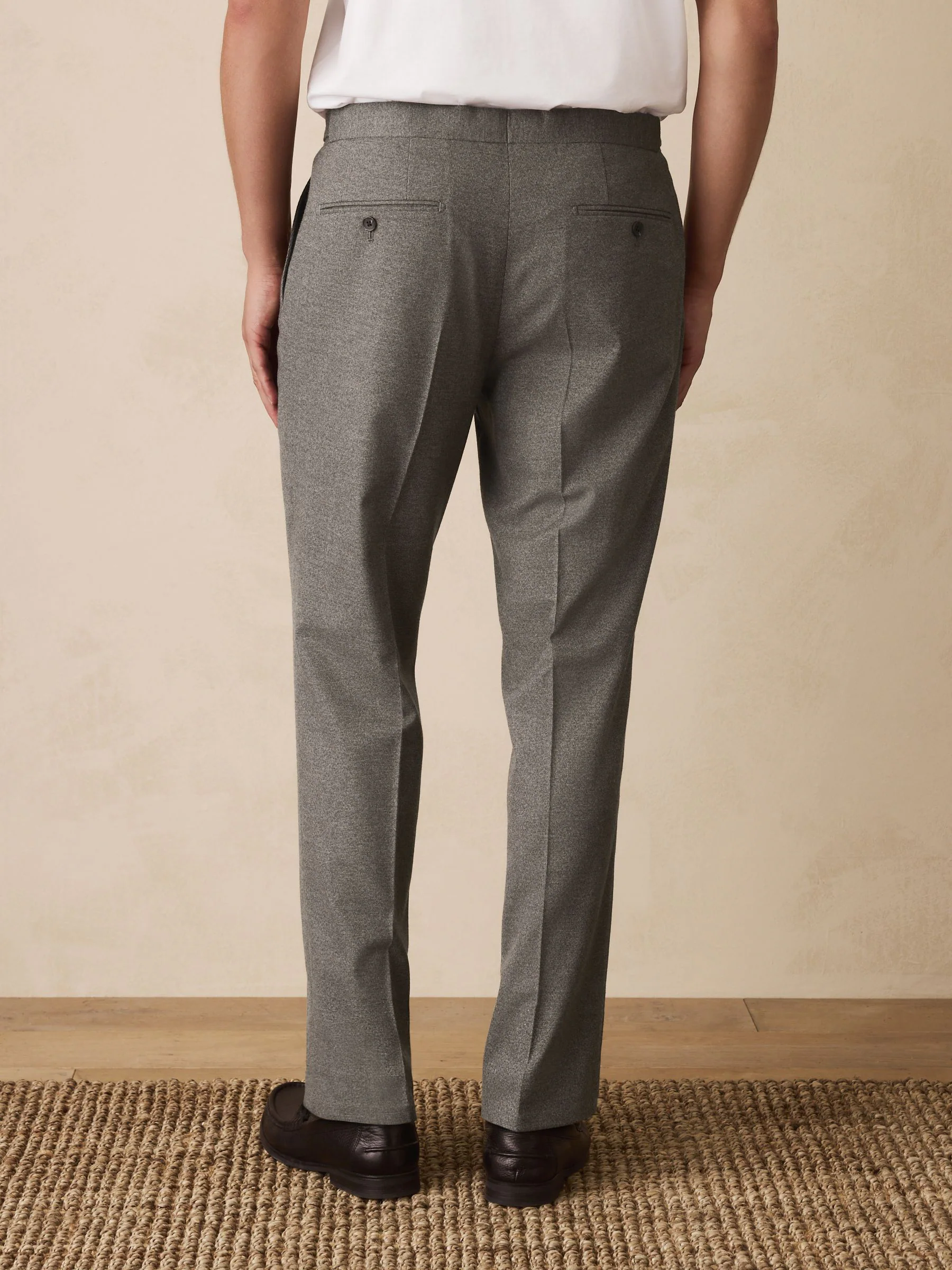 Neutraal - Regular Tapered Fit Smart Textured Soft Touch Trousers