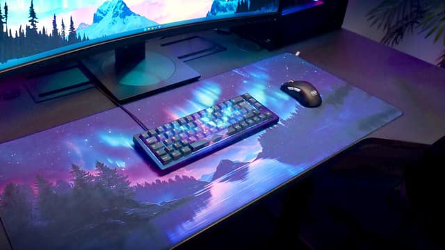 Cherry Xtrfy-tastatur og musemåttepakke