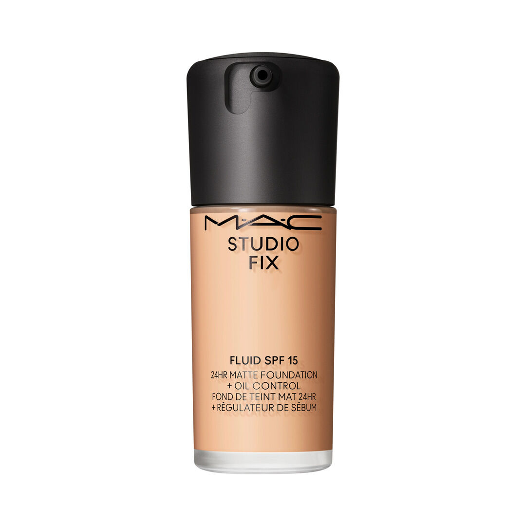 MAC STUDIO FIX FLUID SPF 15 24HR MATTE FOUNDATION + OIL CONTROL