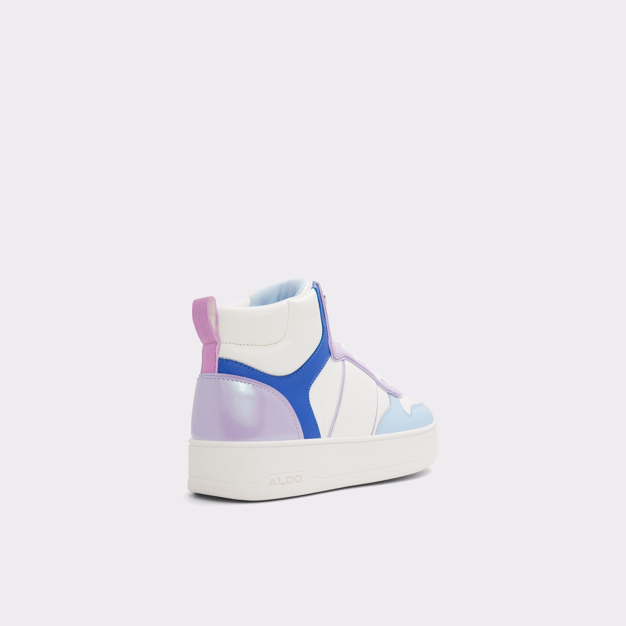 Clubhouse-ht Blue Women High top sneakers