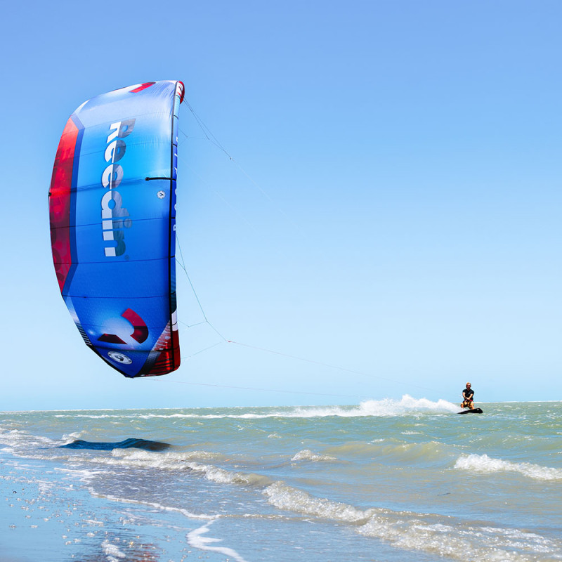 Aile de kitesurf reedin x brainchild hypermodel