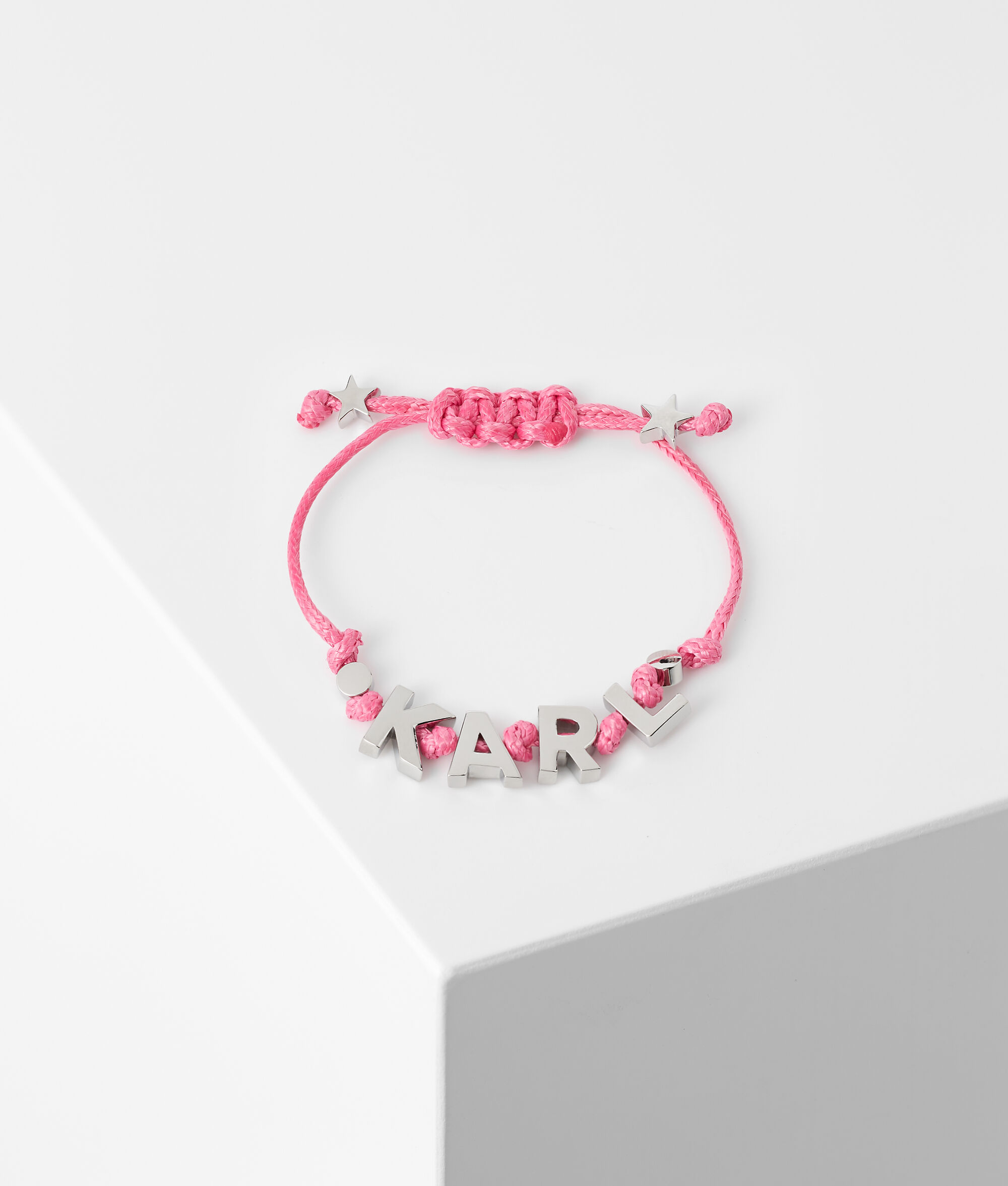 BRACELET TISSÉ AVEC LETTRAGE K/SUMMER