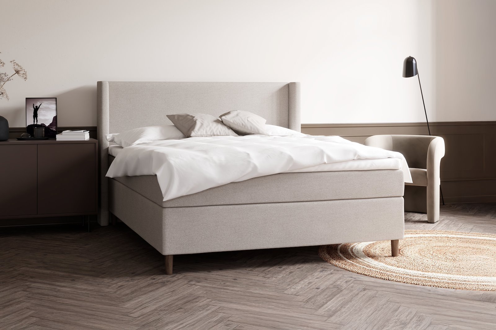 SL10 Kontinentalseng 160x200 cm Tekstil Natural 56 X-Fast/X-Fast m/Premium latex overmadrass og Round smoked oak ben 13cm, Sengegavl selges separat.
