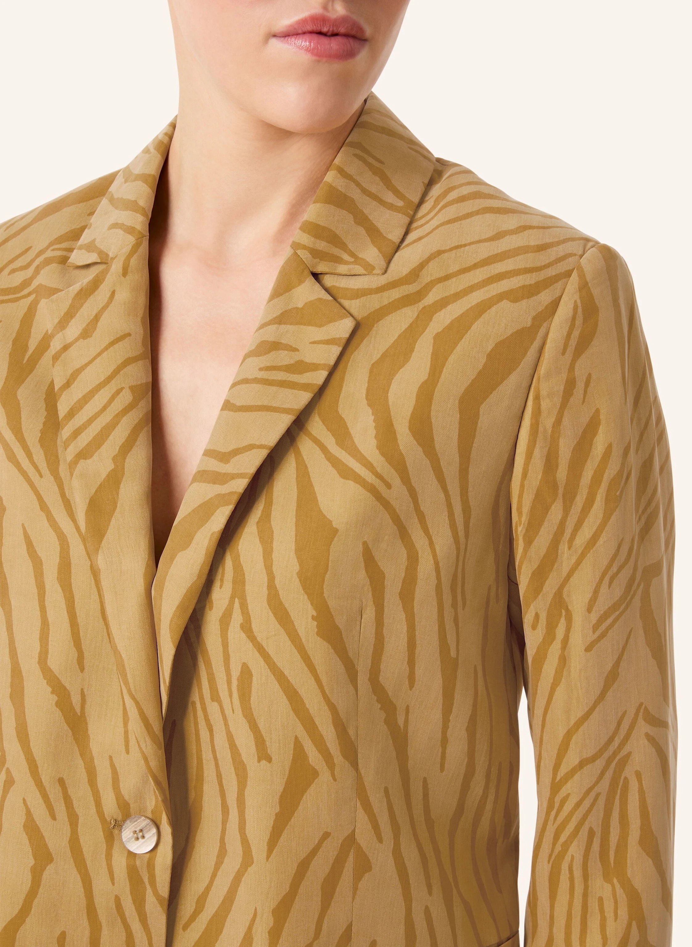 Malej Blazer