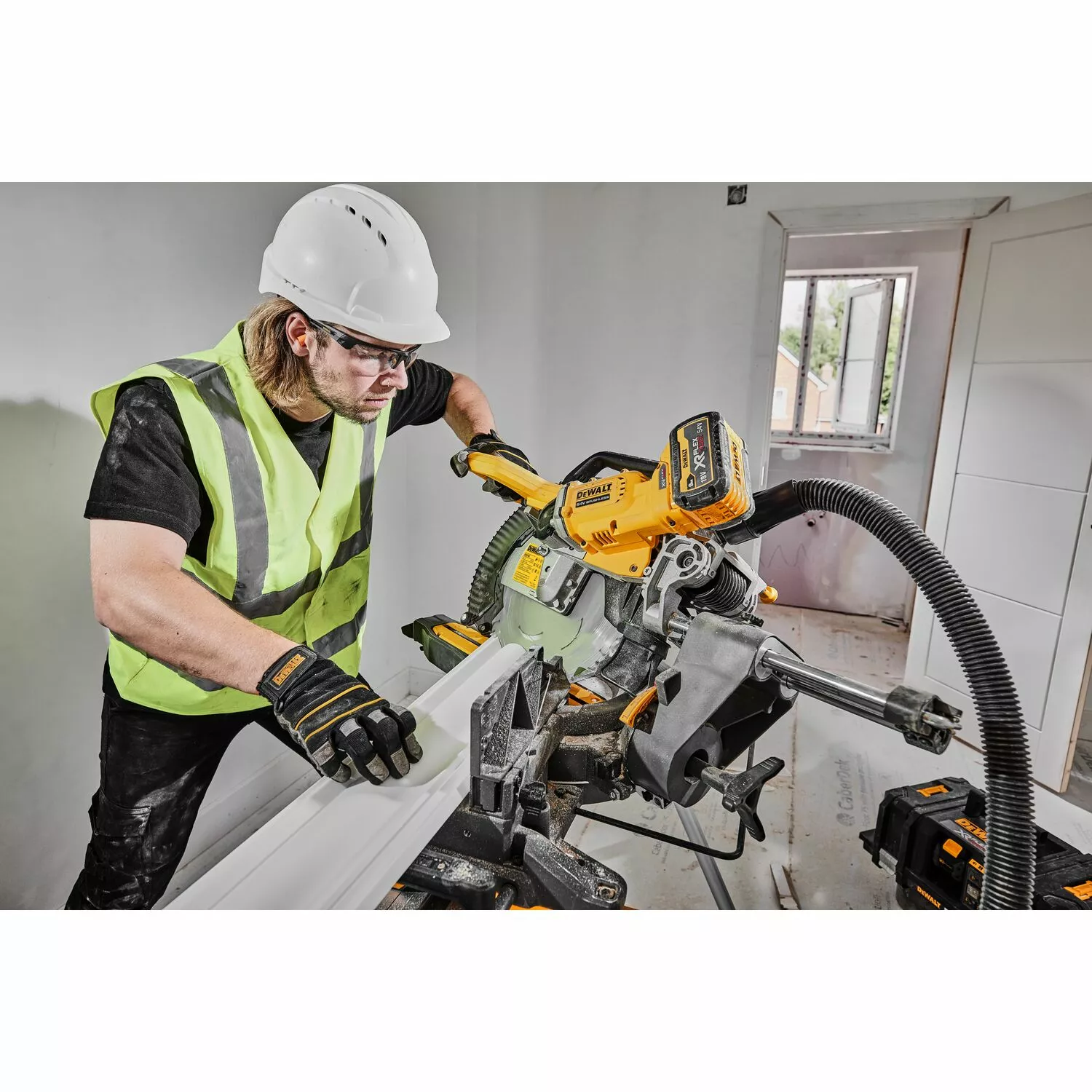 DeWALT DCS781N-XJ 18V/54V XR FlexVolt Li-Ion Accu Afkort-/verstekzaag body - 305 mm