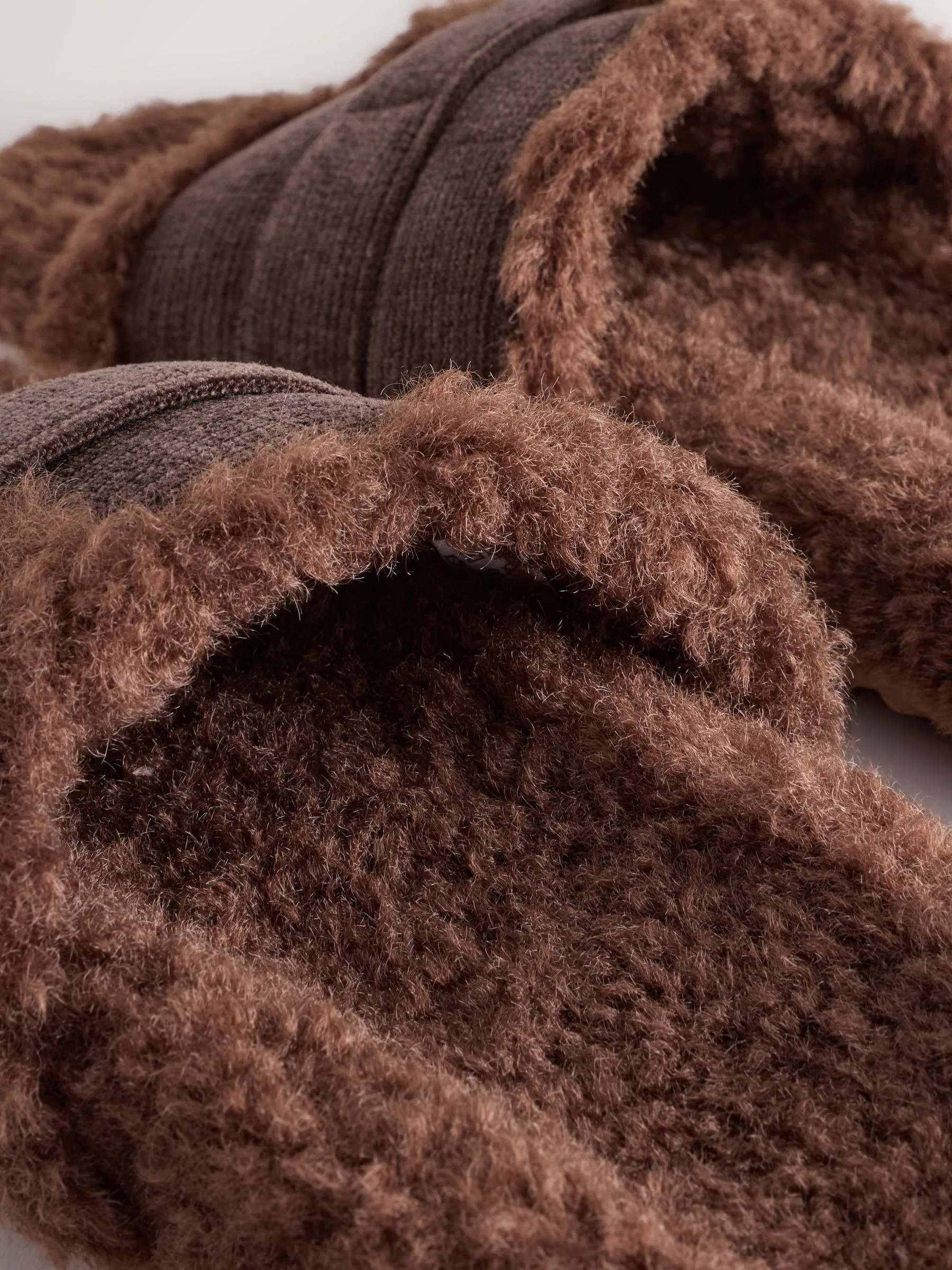 Chocoladebruin - Borg Slipper Pantoffels