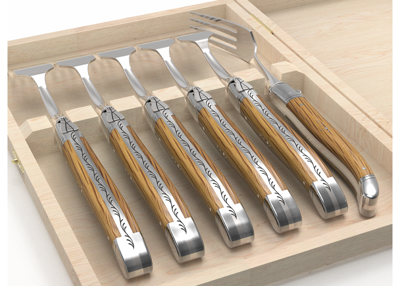 Service de 6 fourchettes Laguiole avec un manche en bois de chêne et mitres en acier inoxydable